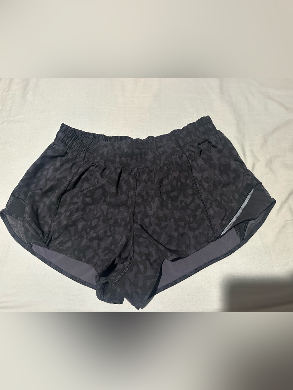 lululemon athletica shorts